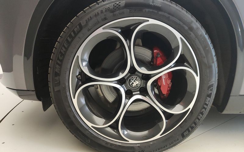 STELVIO 2.2 TD 210CV VELOCE AT8 Q4 MY24
